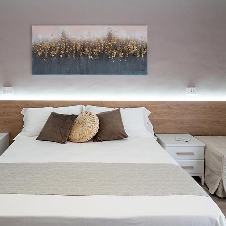 سانتو ستيفانو دي كاماسترا A Due Passi - Guest House المظهر الخارجي الصورة