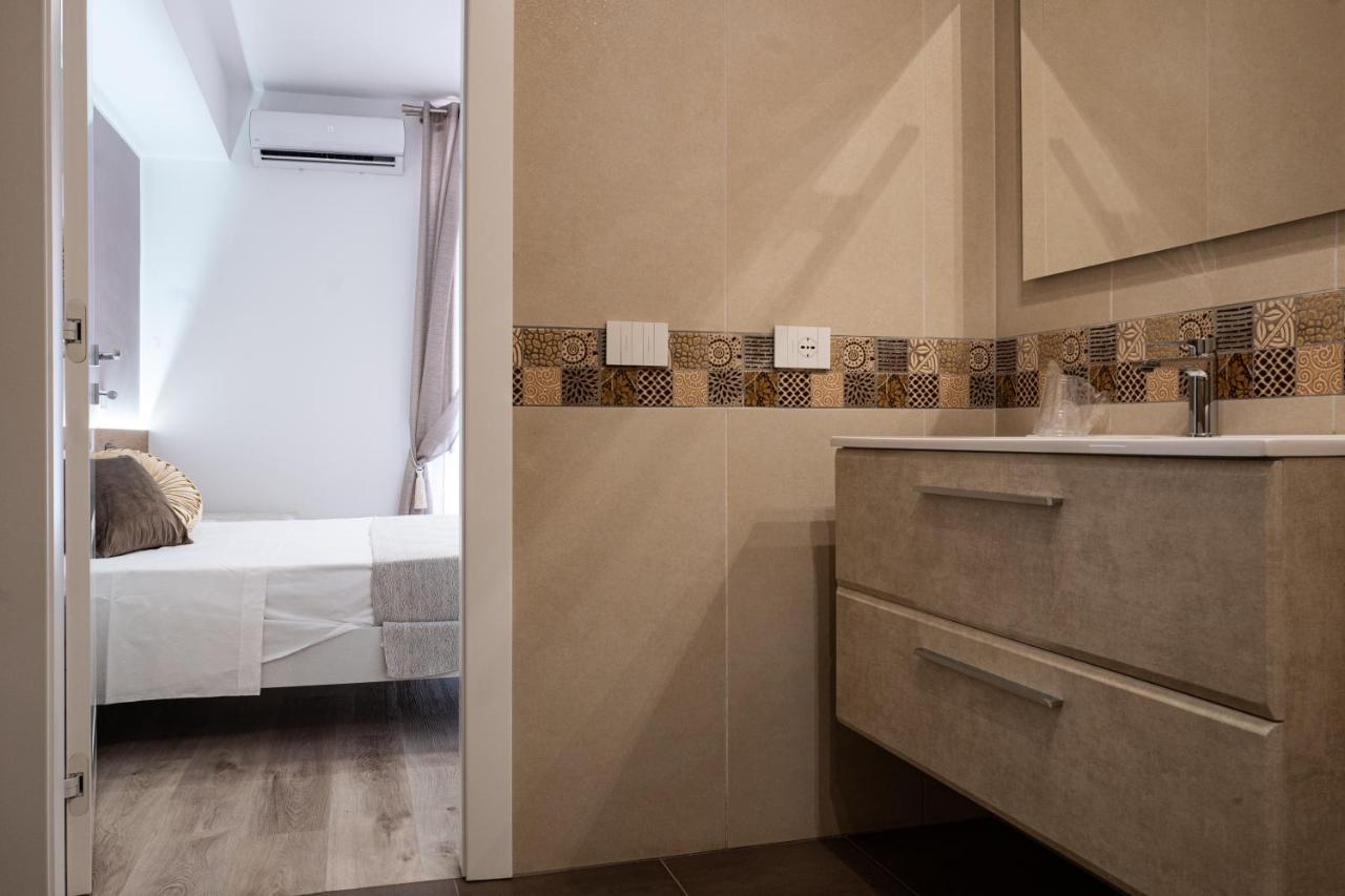 سانتو ستيفانو دي كاماسترا A Due Passi - Guest House المظهر الخارجي الصورة