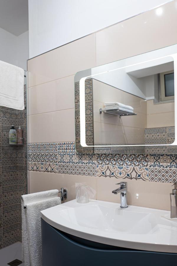 سانتو ستيفانو دي كاماسترا A Due Passi - Guest House المظهر الخارجي الصورة
