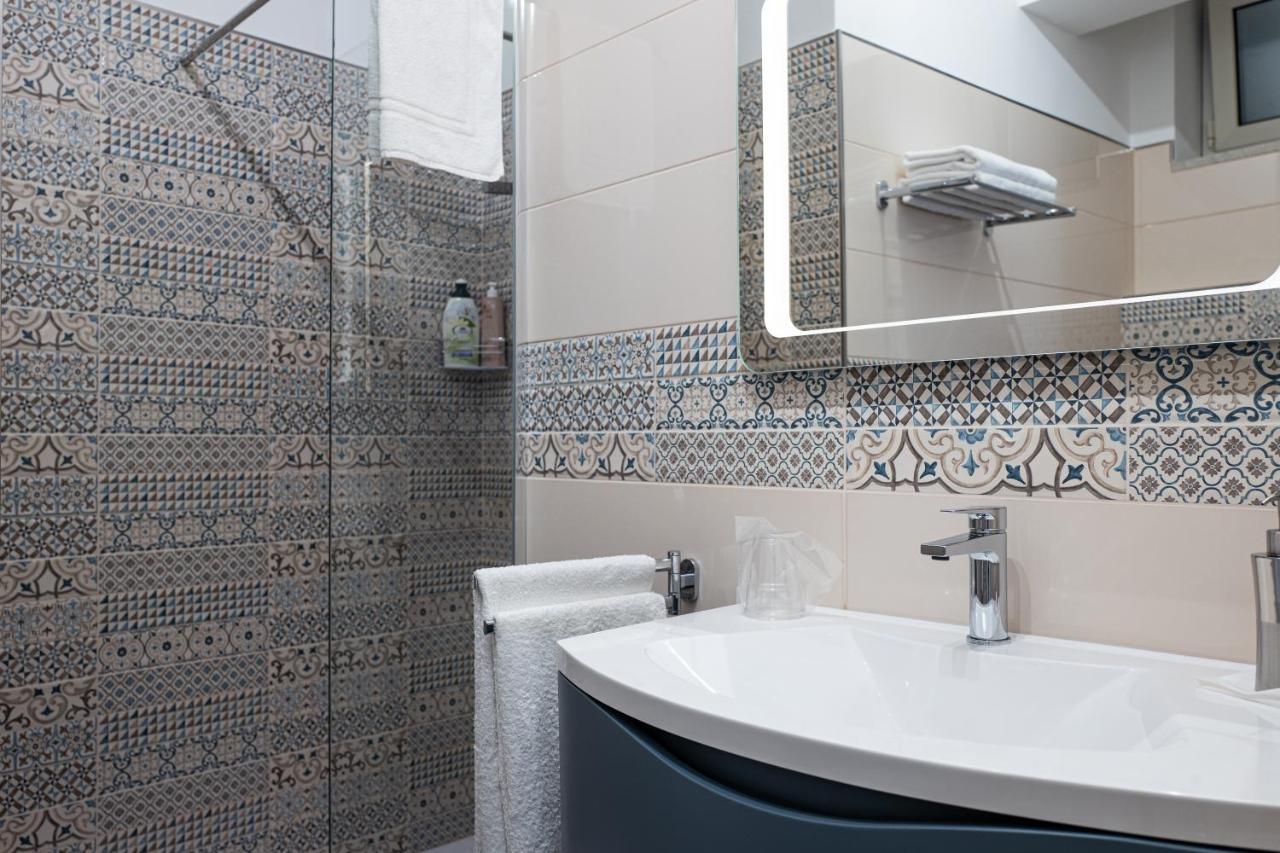 سانتو ستيفانو دي كاماسترا A Due Passi - Guest House المظهر الخارجي الصورة